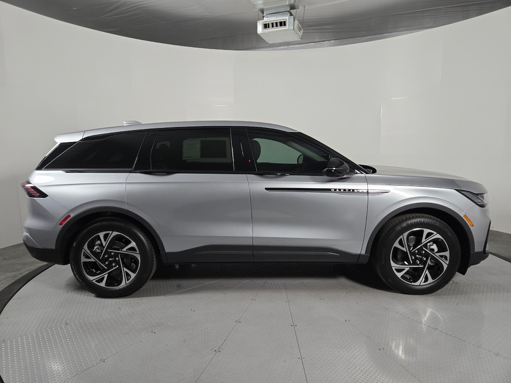 New 2026 Lincoln Nautilus Premiere SUV