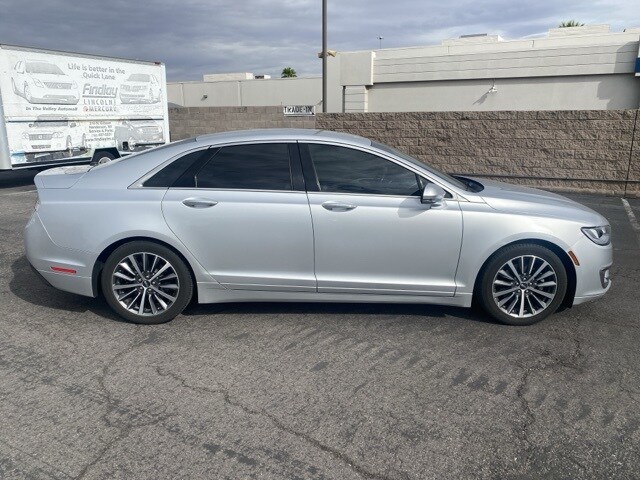 2019 Lincoln MKZ Reserve photo 4
