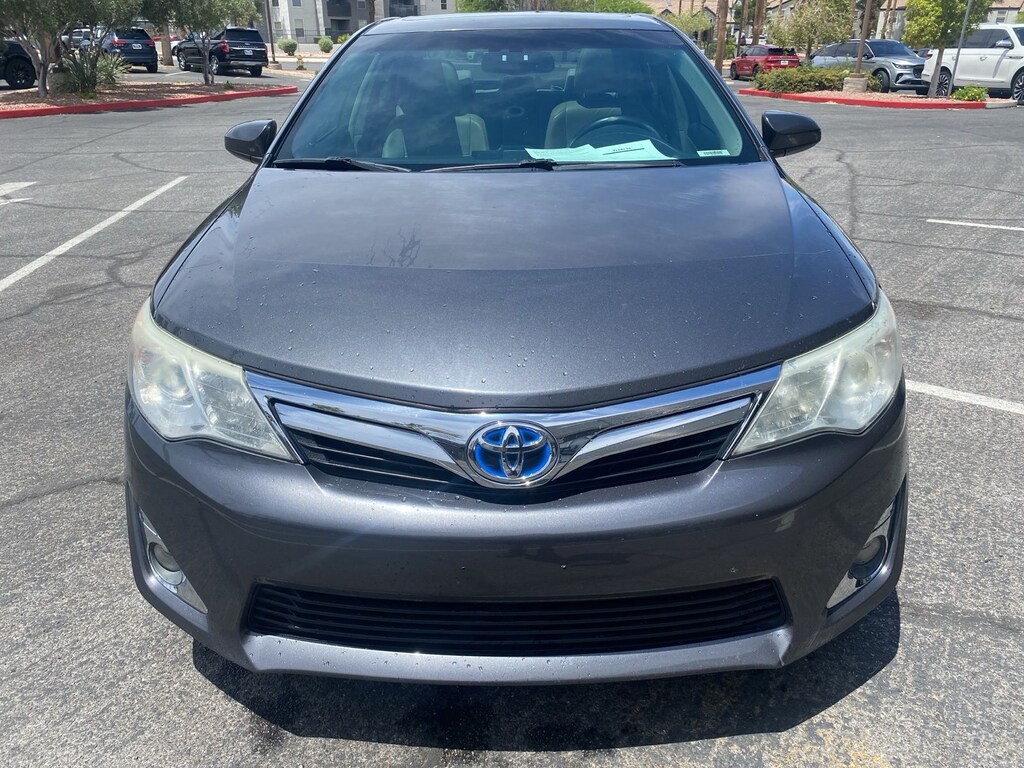 Used 2012 Toyota Camry Hybrid XLE Sedan