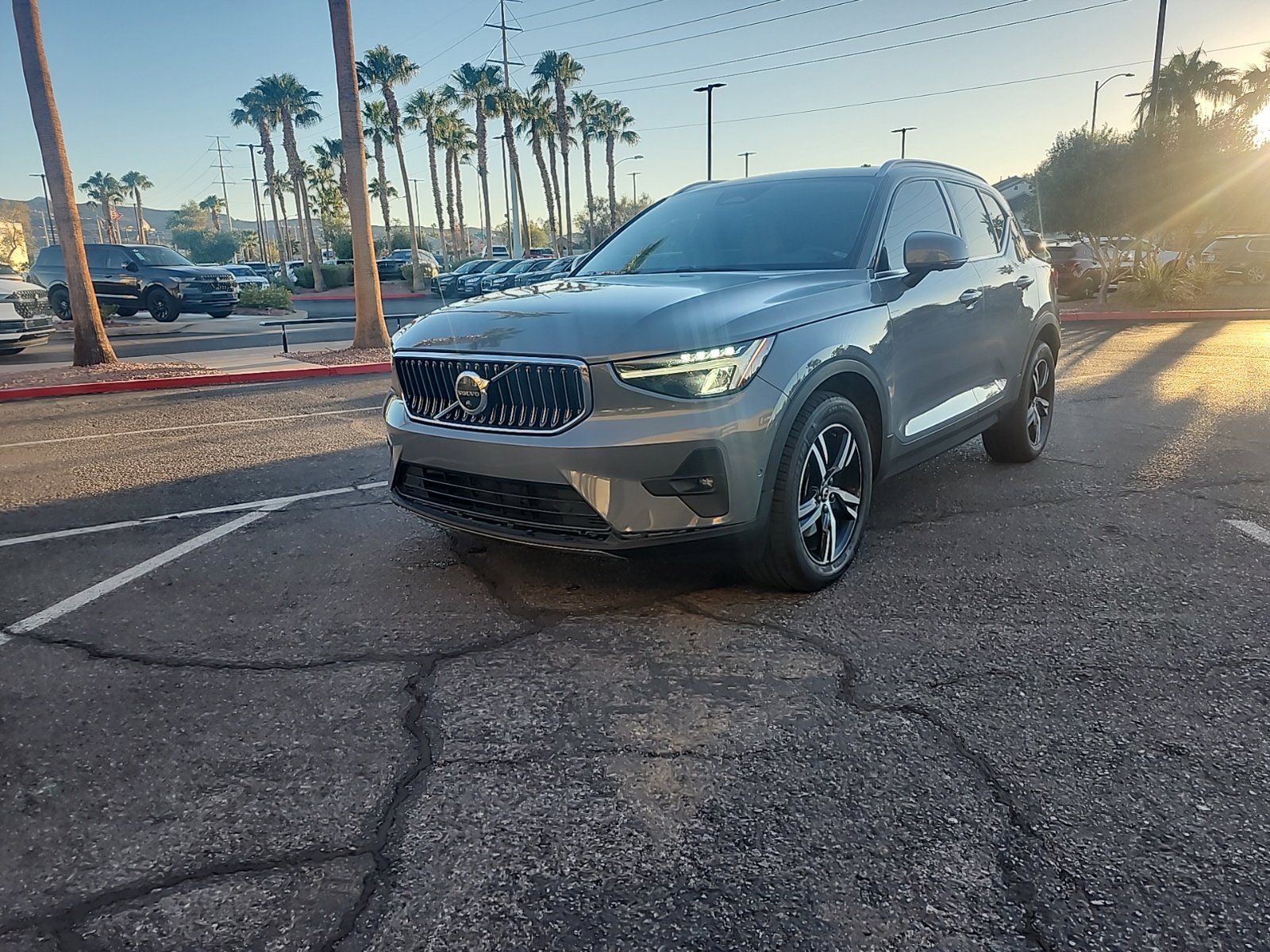 2023 Volvo XC40