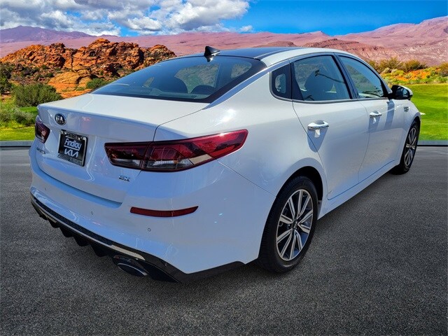2020 Kia Optima EX Premium photo 4