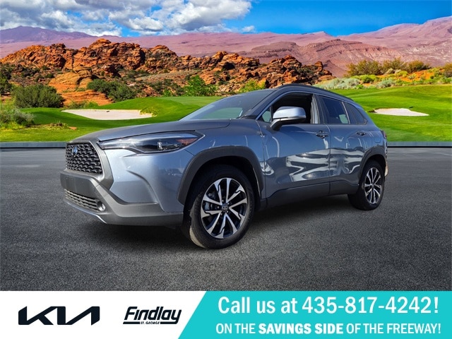 2023 Toyota Corolla Cross XLE's photo