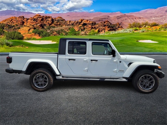 2020 Jeep Gladiator Overland photo 3