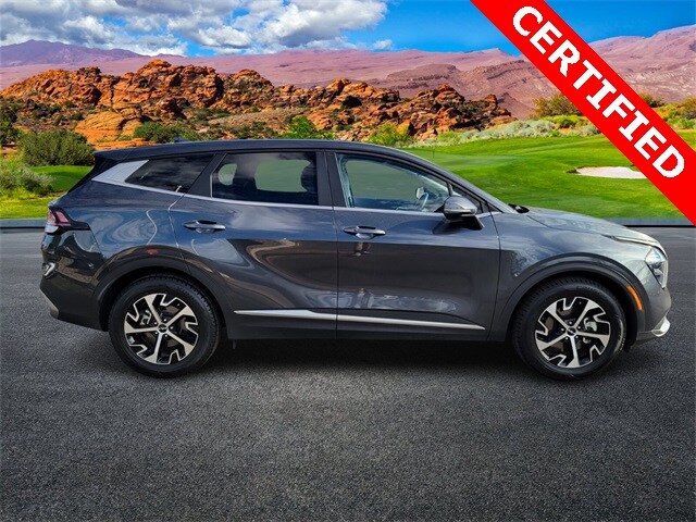 2023 Kia Sportage EX photo 3