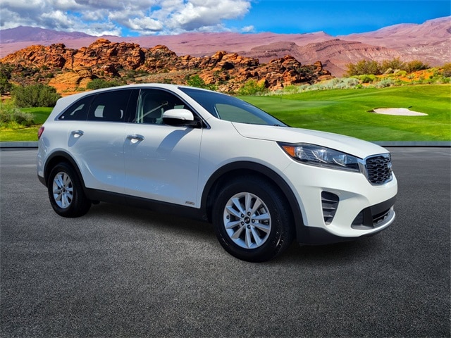 Used 2019 Kia Sorento LX with VIN 5XYPGDA59KG490821 for sale in St. George, UT