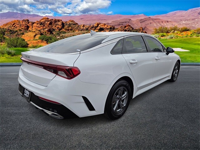 2023 Kia K5 LXS photo 4