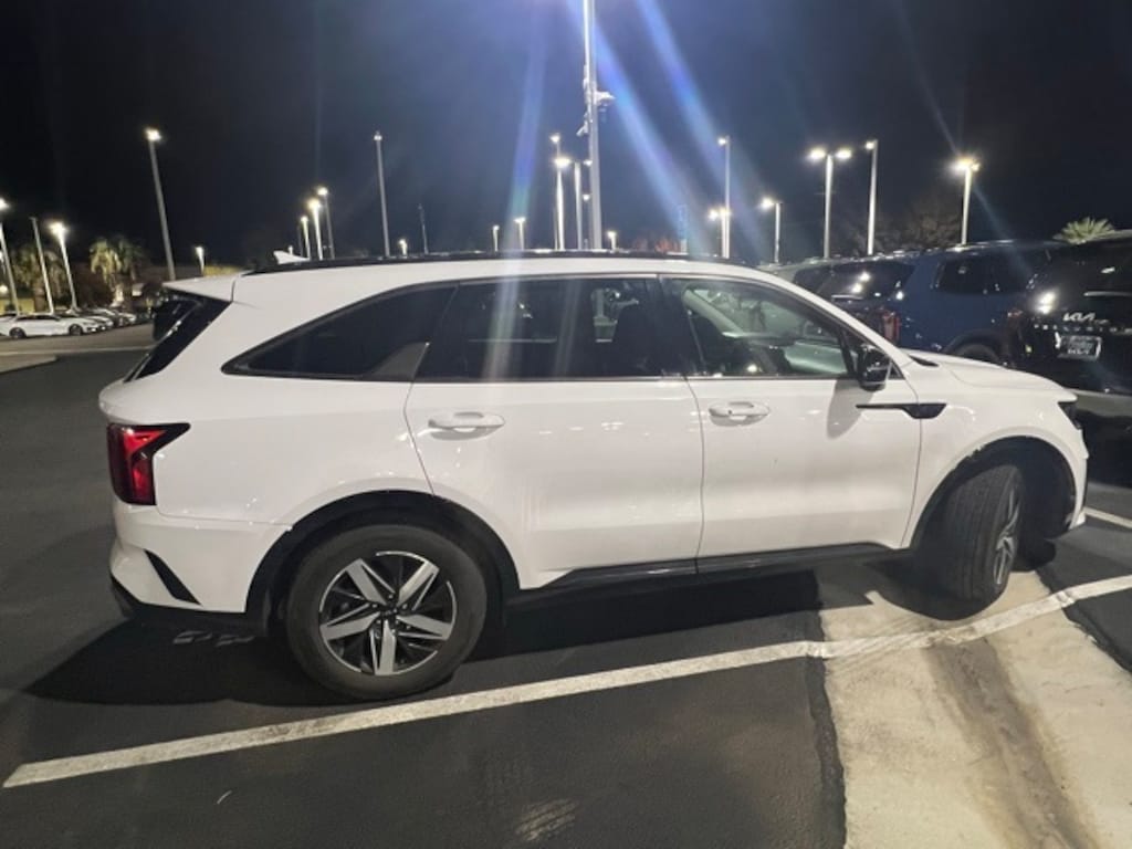 Certified 2022 Kia Sorento S SUV