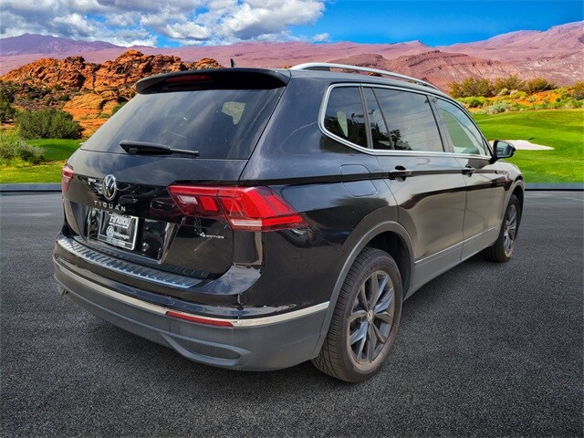 2022 Volkswagen Tiguan SE photo 4