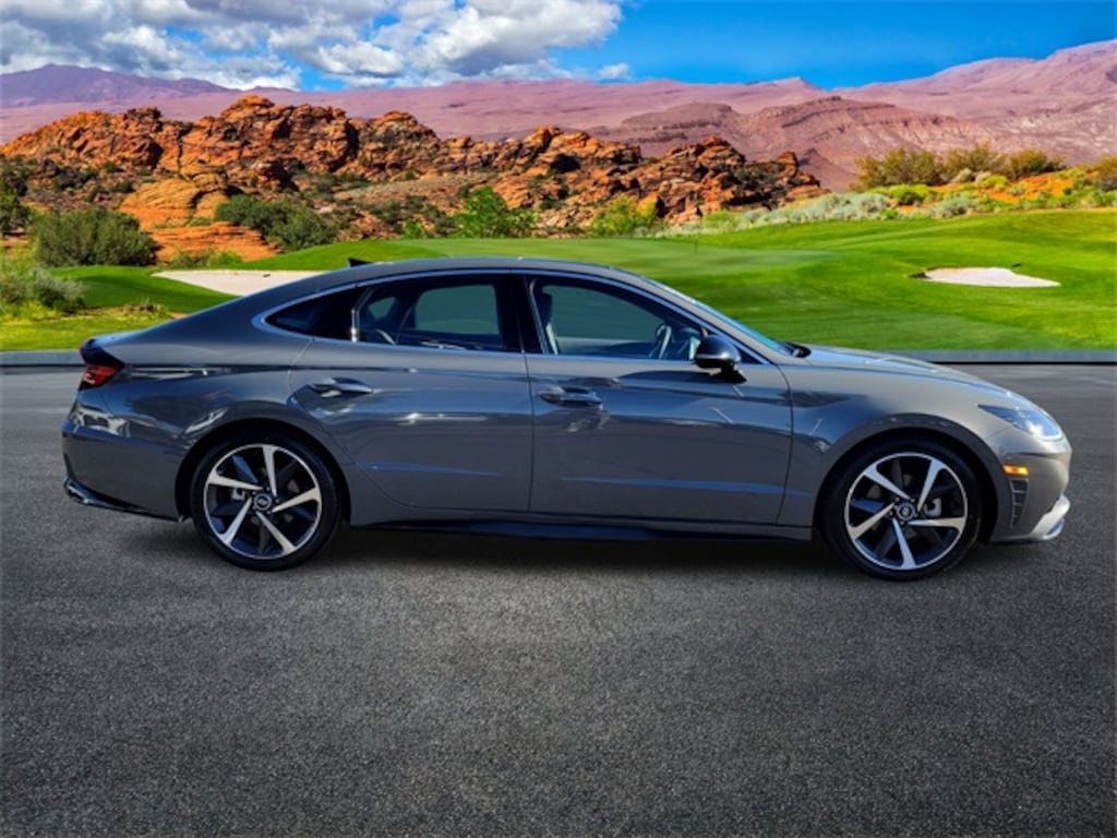 Used 2022 Hyundai Sonata SEL Plus Sedan