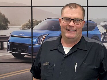 Staff member Bruce Briscoe from ID_50bf428b82a7