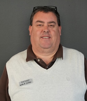 Staff member Scott Fontaine from ID_ba83b985d0c9