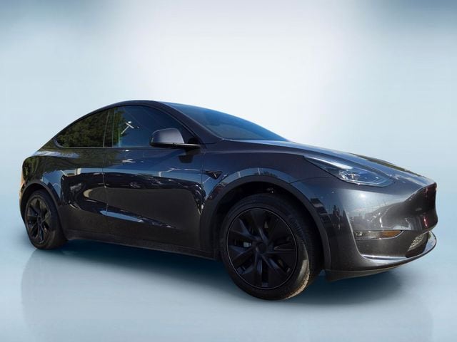 Used 2025 Tesla Model Y Long Range with VIN 7SAYGDED7SF251915 for sale in St. George, UT