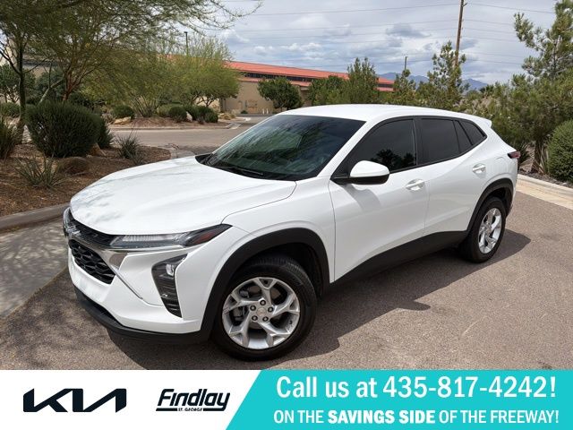 2024 Chevrolet Trax LS's photo