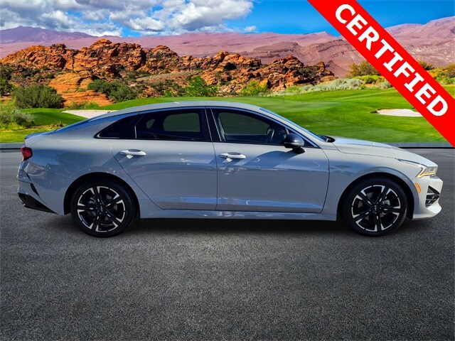 2023 Kia K5 GT-Line photo 3