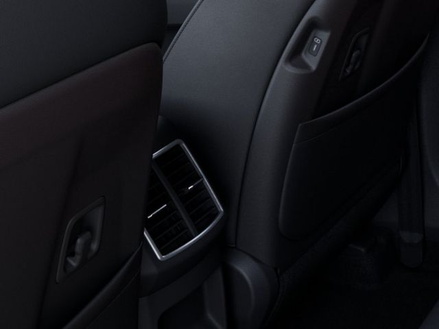 2026 Kia Sportage EX - Photo 26