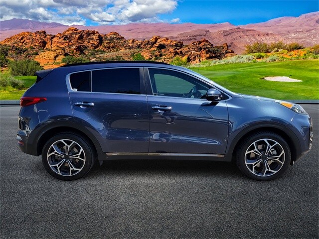2021 Kia Sportage SX Turbo photo 3