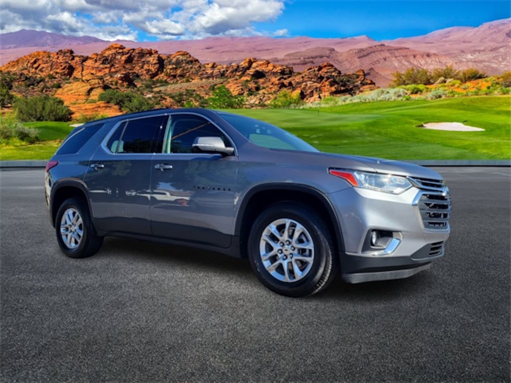 Used 2021 Chevrolet Traverse LT Leather SUV