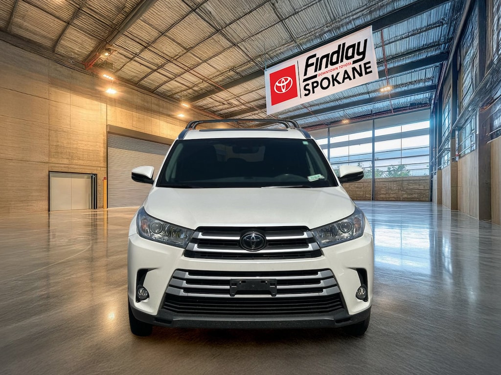 Certified 2017 Toyota Highlander SUV