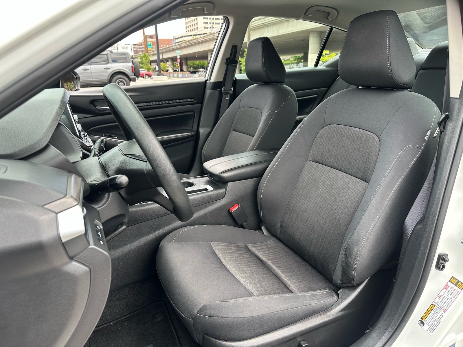 2025 Nissan Altima SV - Photo 9