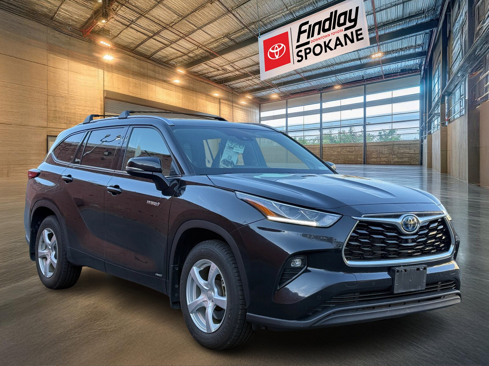 2021 Toyota Highlander Hybrid Limited photo 3