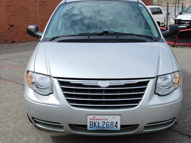 Used 2007 Chrysler Town & Country LX with VIN 2A4GP44RX7R252097 for sale in Spokane, WA