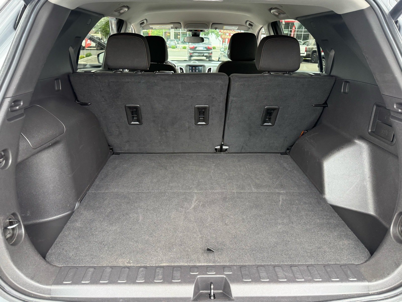 2024 Chevrolet Equinox LT - Photo 28