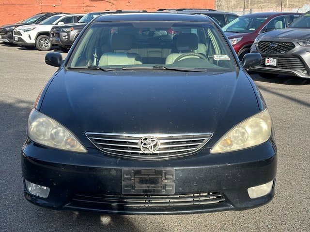 Used 2005 Toyota Camry XLE with VIN 4T1BF30K15U085811 for sale in Spokane, WA