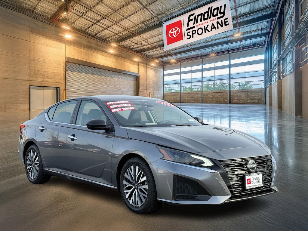 Used 2024 Nissan Altima 2.5 SV Sedan