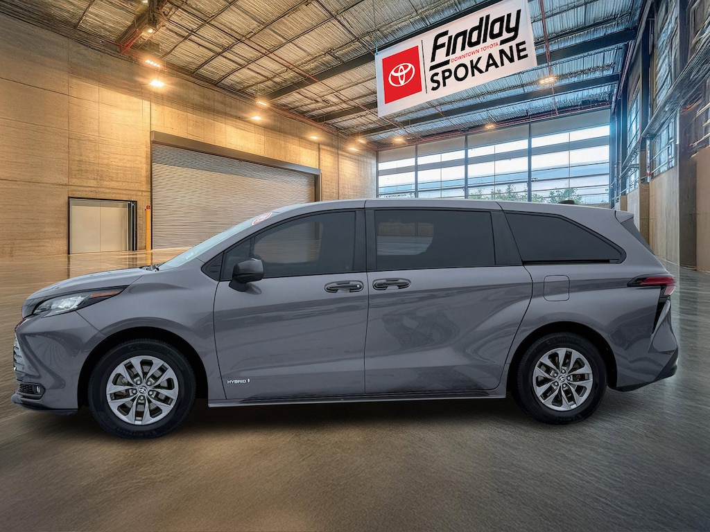 Certified 2021 Toyota Sienna XLE 7 Passenger Van