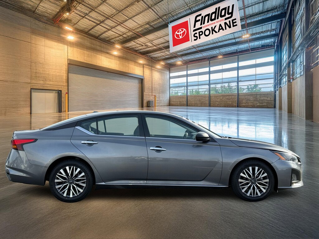 Used 2024 Nissan Altima 2.5 SV Sedan