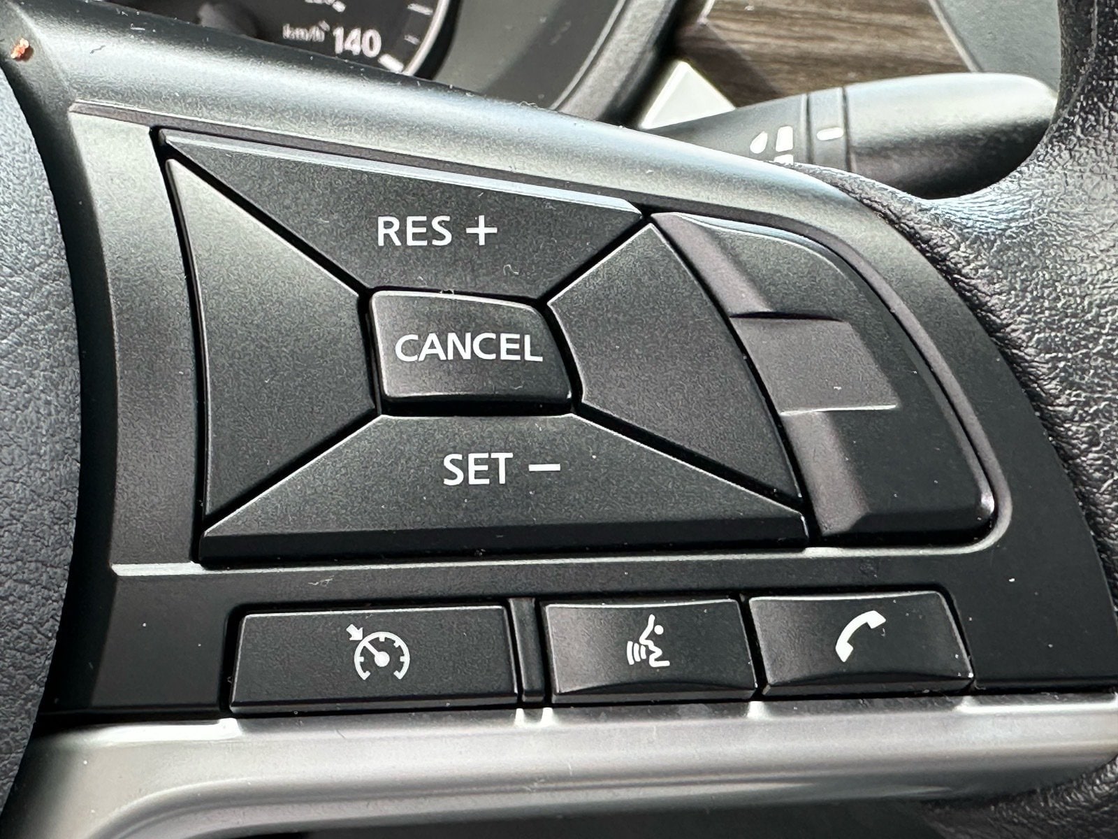 2025 Nissan Altima SV - Photo 14