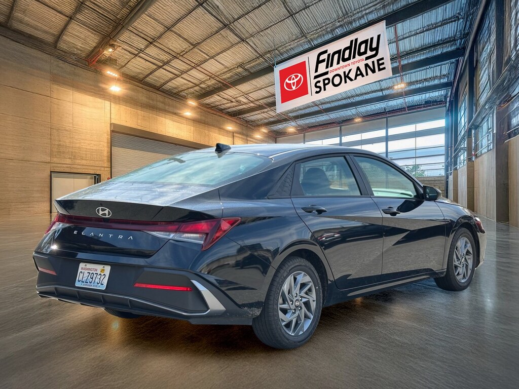 Used 2024 Hyundai Elantra SEL Sedan