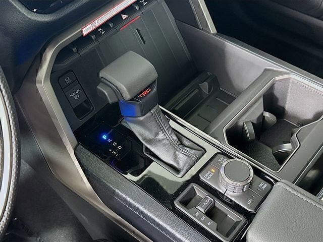 2026 Toyota Tundra SR5 - Photo 18