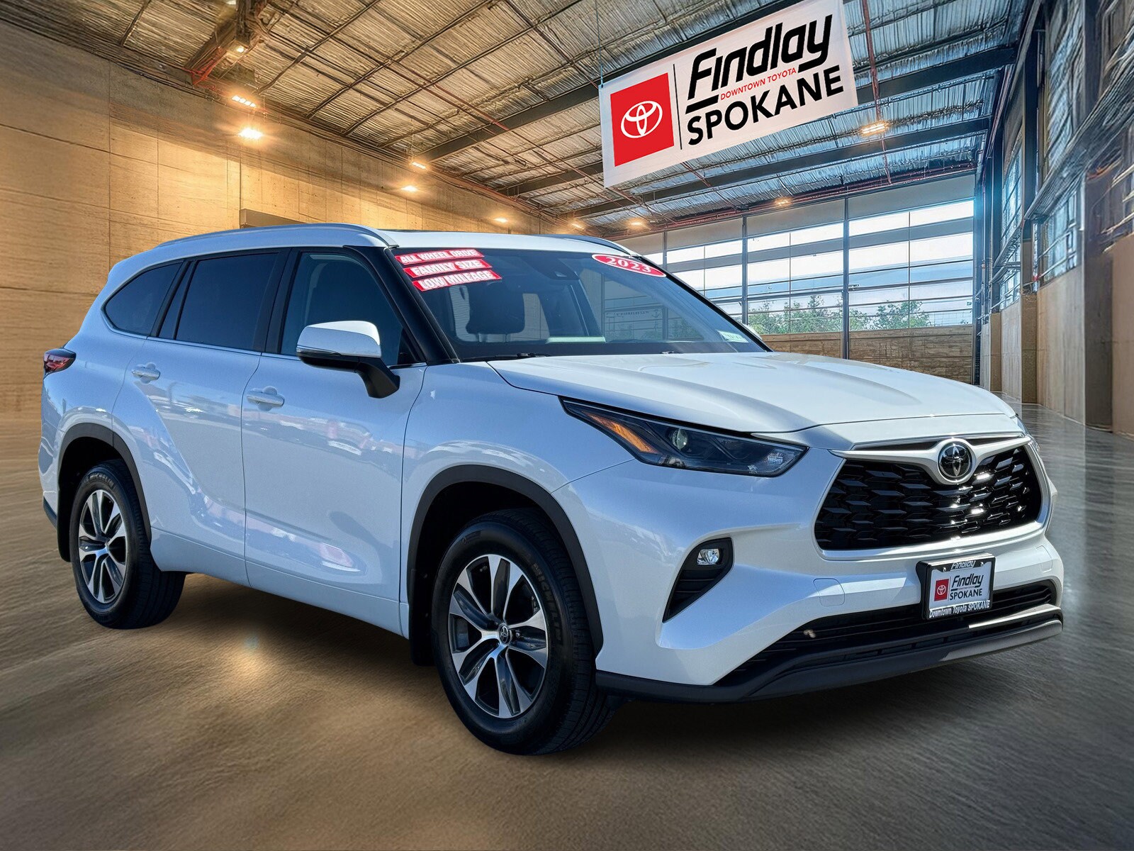 2023 Toyota Highlander Limited Platinum XLE XSE photo 2