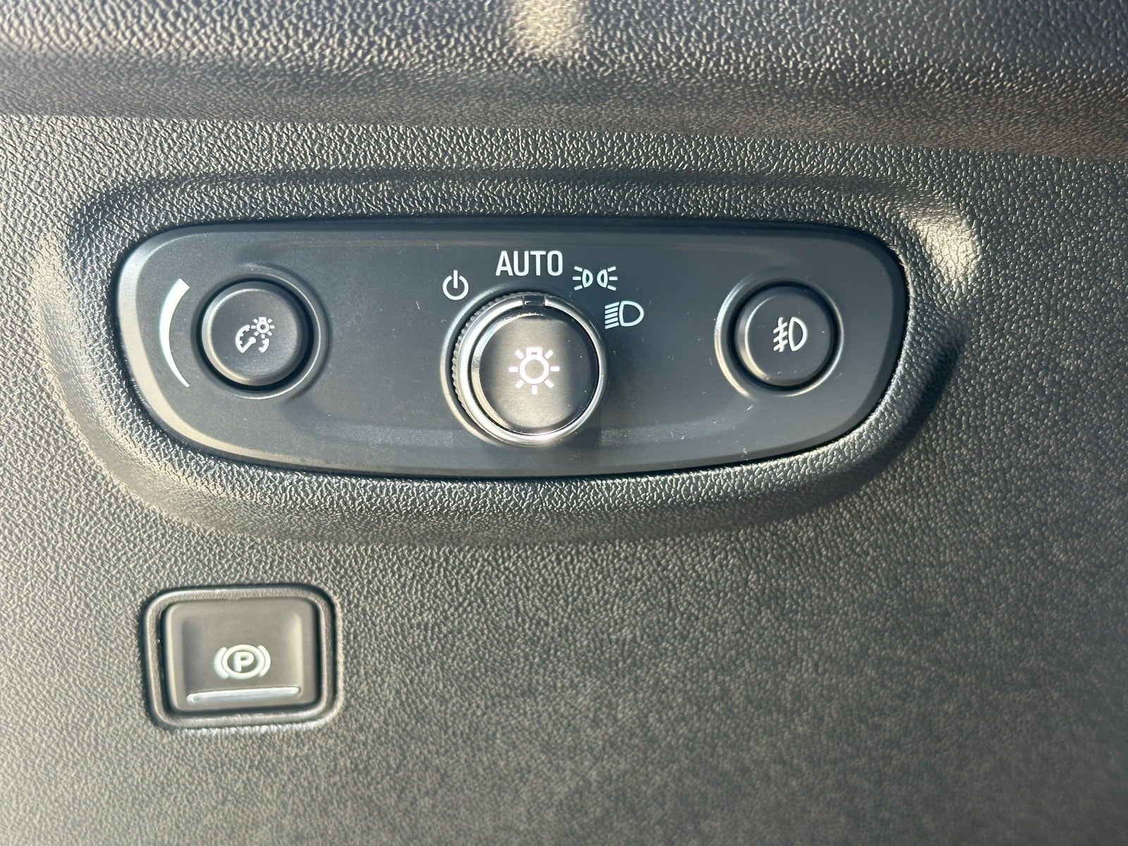 2024 GMC Terrain SLT - Photo 24