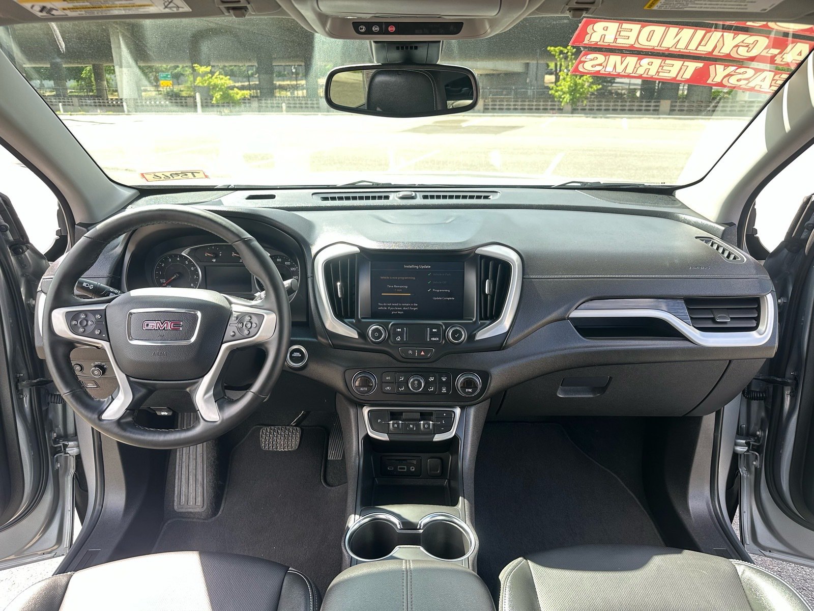 2024 GMC Terrain SLT - Photo 10