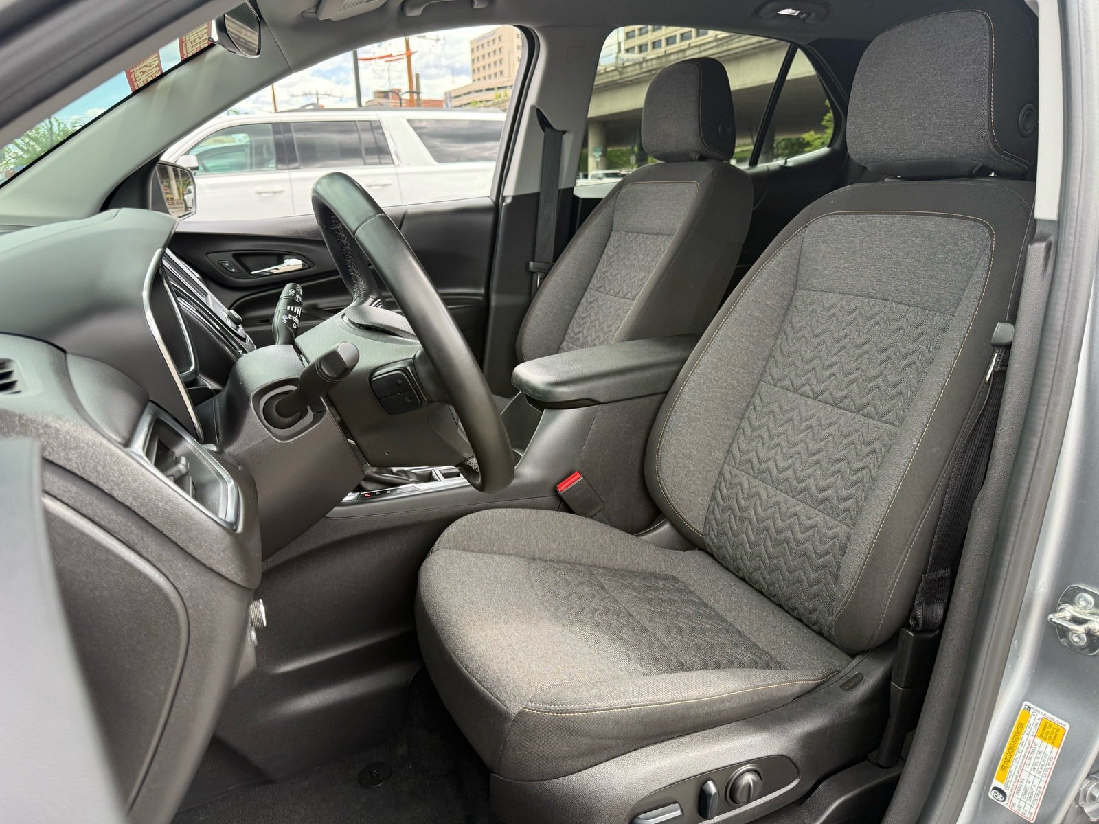 2024 Chevrolet Equinox LT - Photo 9