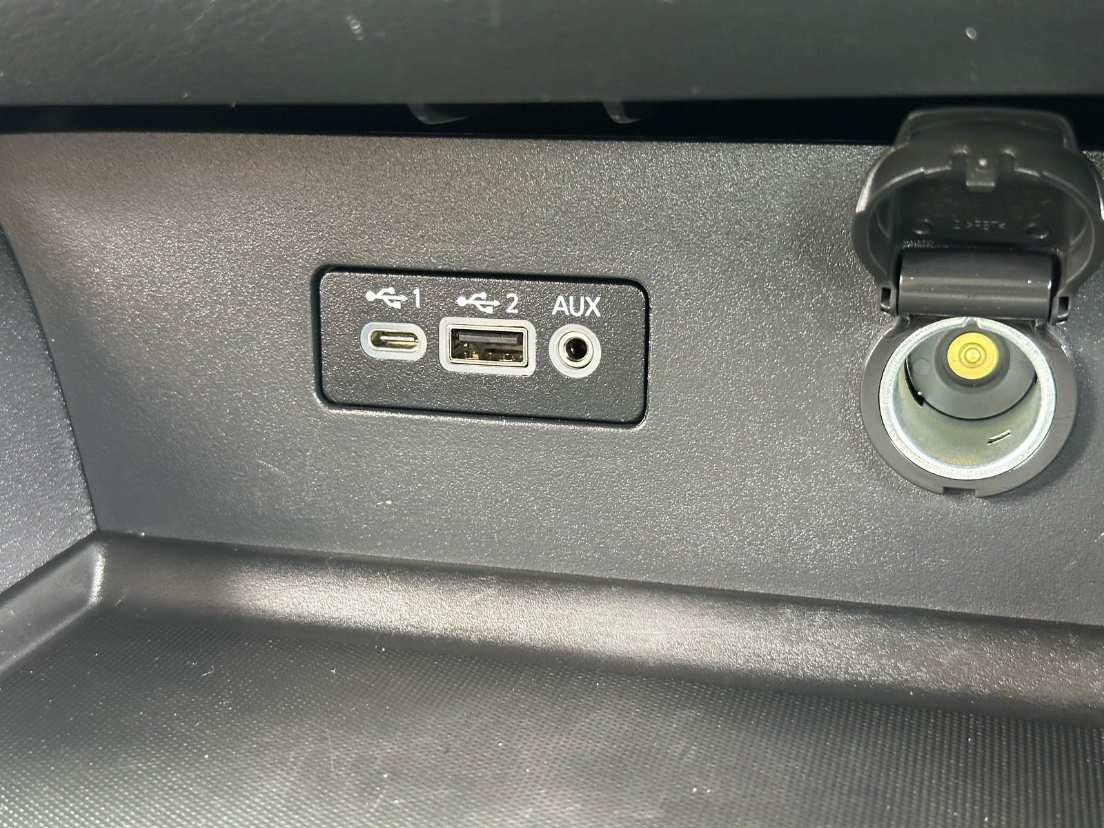 2025 Nissan Altima SV - Photo 18