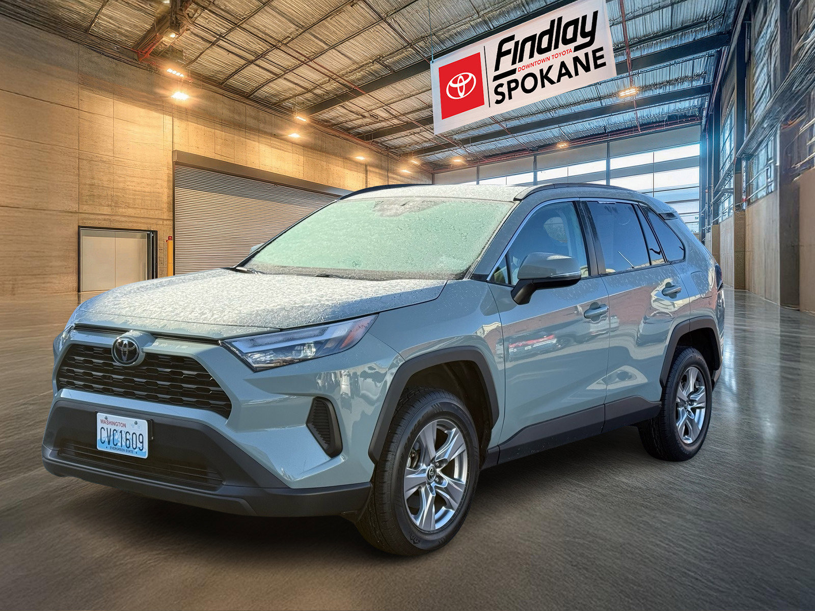 2023 Toyota RAV4 XLE's photo