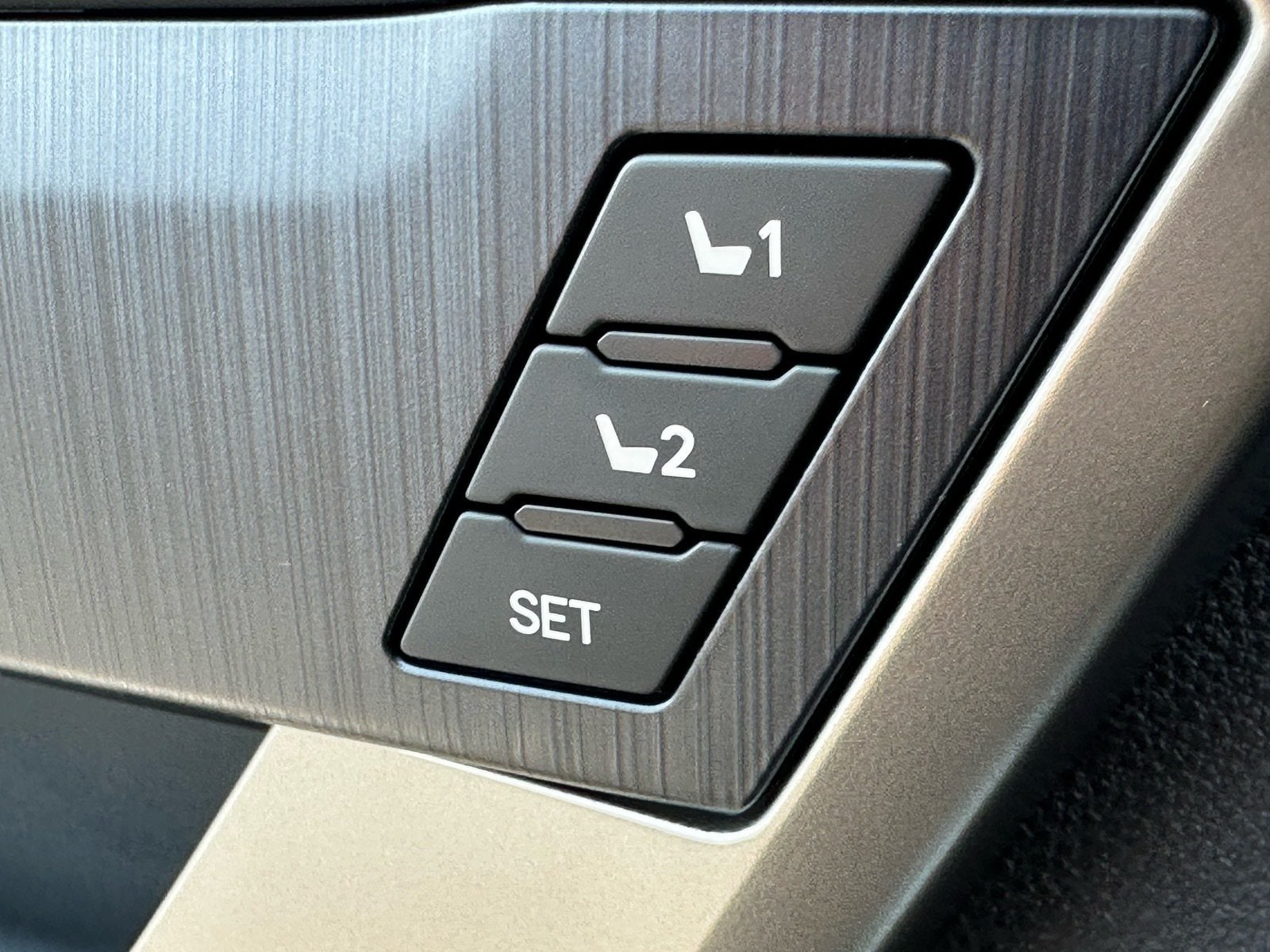 2026 Toyota Tundra Platinum - Photo 23