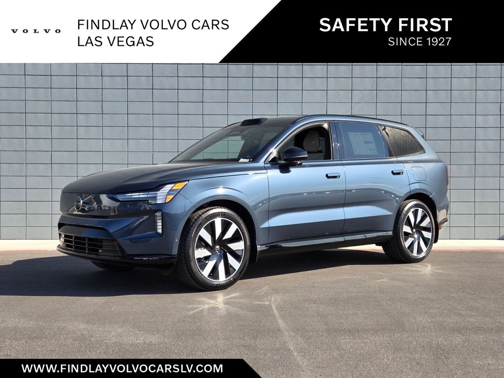 2025 Volvo EX90 Ultra's photo