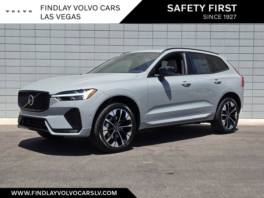 2026 Volvo XC60 B5 Plus Dark AWD's photo