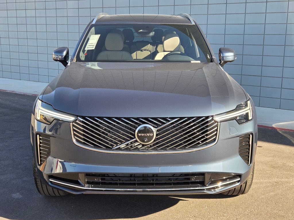 2026 Volvo XC90 Plus - Photo 8