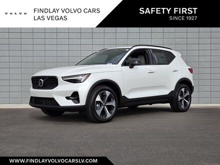 2026 Volvo XC40 B5 Plus AWD SUV