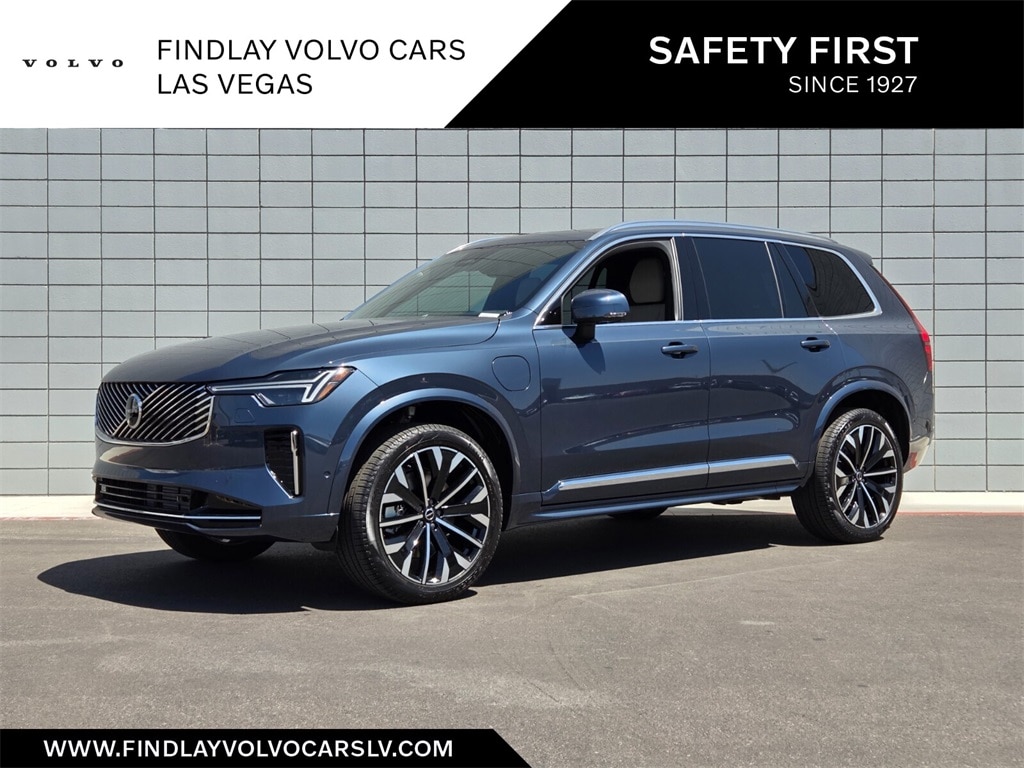 2026 Volvo XC90 plug-in hybrid SUV 