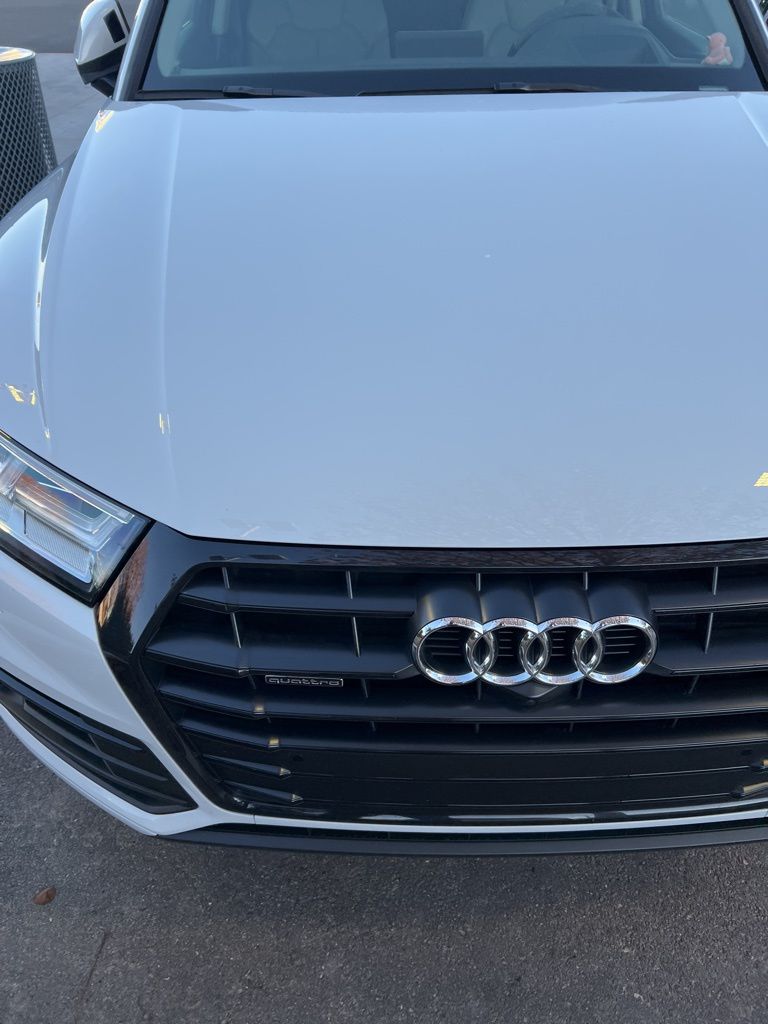 2020 Audi Q5 Prestige's photo