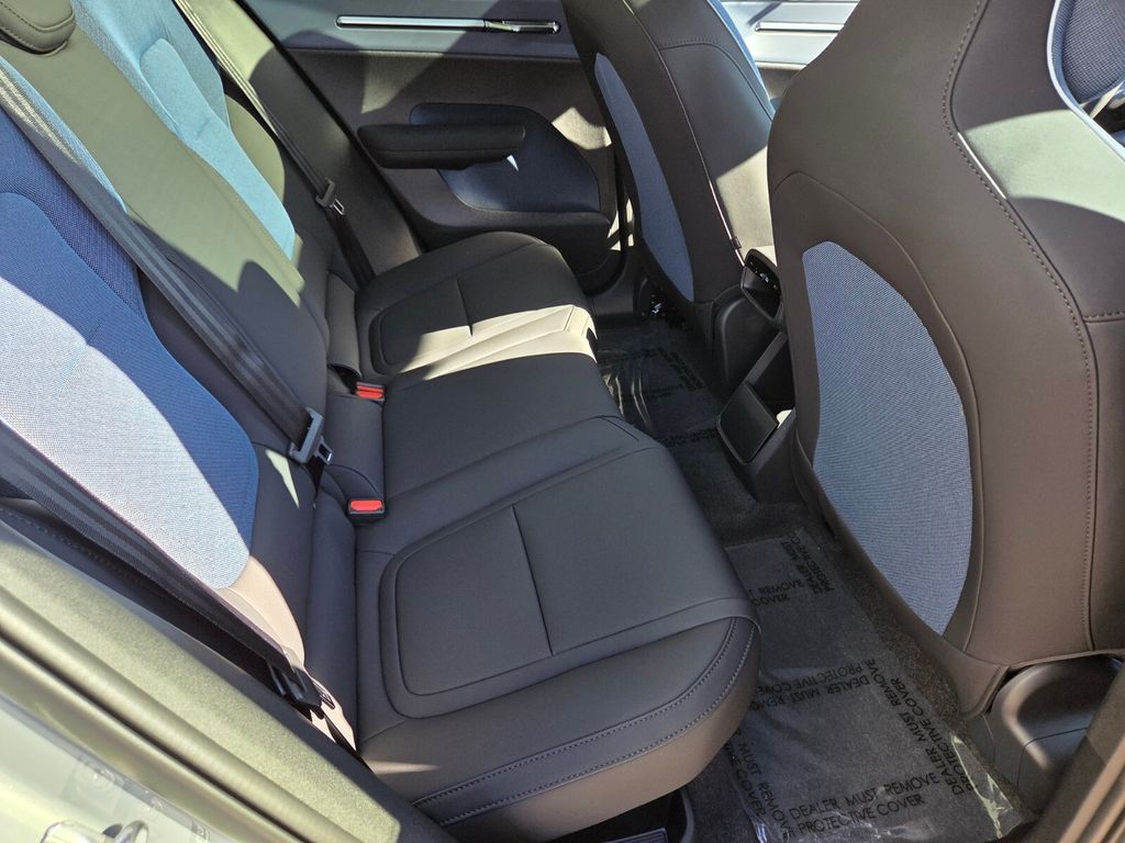 2026 Volvo EX30 Ultra - Photo 17