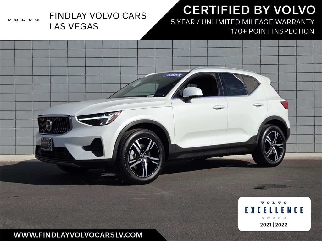 Certified 2025 Volvo XC40 B5 Core Bright Theme SUV