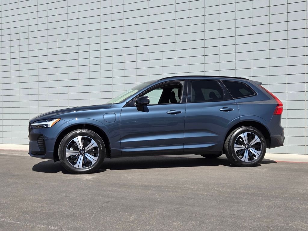 Used 2024 Volvo XC60 plug-in hybrid T8 Core Dark SUV