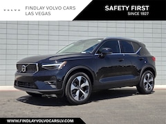 2025 Volvo XC40 B5 Plus Bright Theme SUV